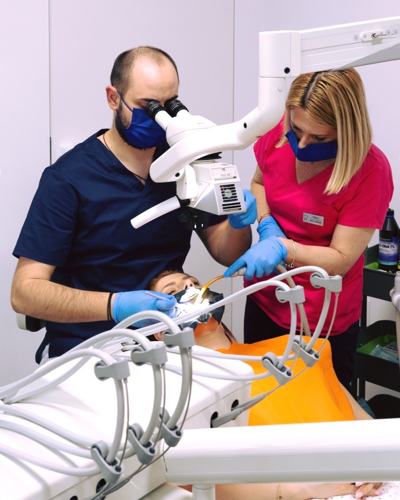 tratament canal microscop